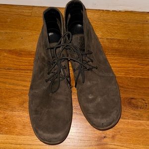 Danner Pilgrim Bracken Chukka Boots